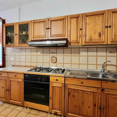 Giusy クアルトゥ・サンテーレナ