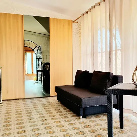 Giusy Villa *